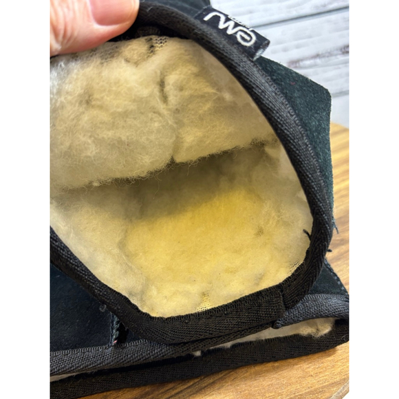 Women's EMU Australia Black Suede Winter Boots US 6 - Picture 14 of 16